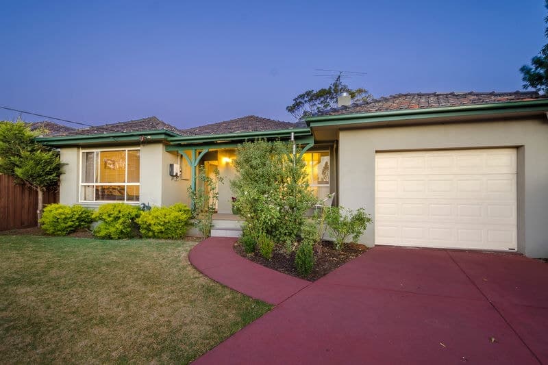 33 Rymill Court, Altona North - Image 1