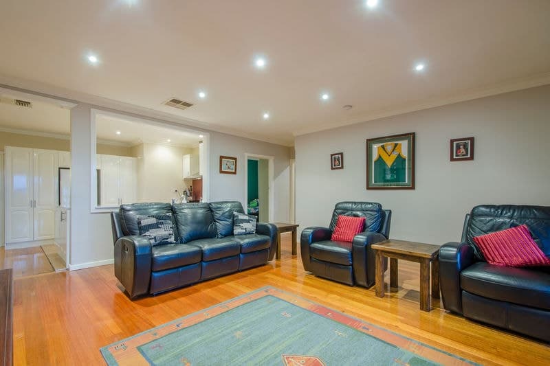 33 Rymill Court, Altona North - Thumbnail 5