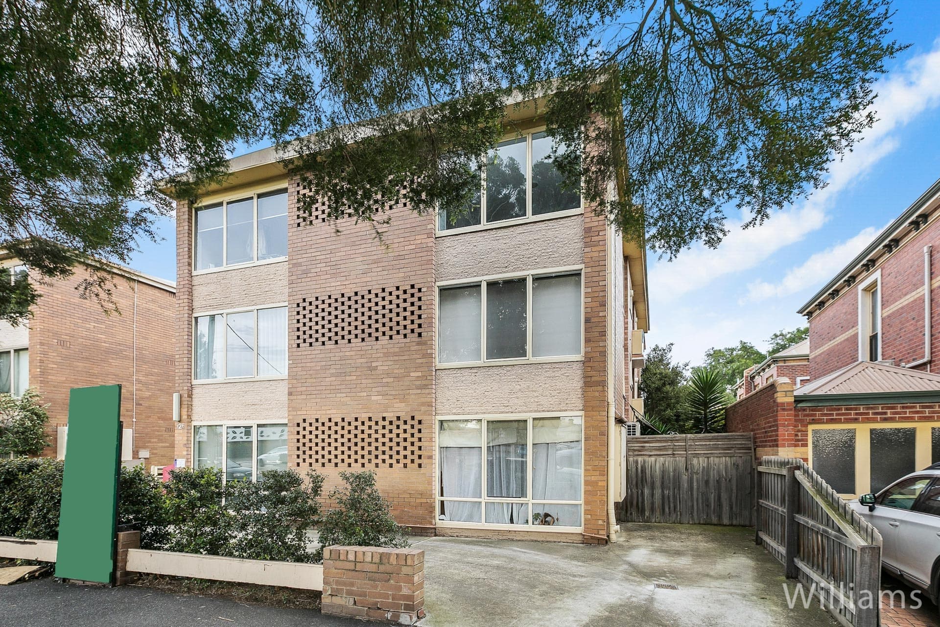 11/125 Ferguson Street, Williamstown - Thumbnail 2