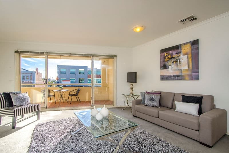 1/11-19 Ferguson Street, Williamstown - Image 1