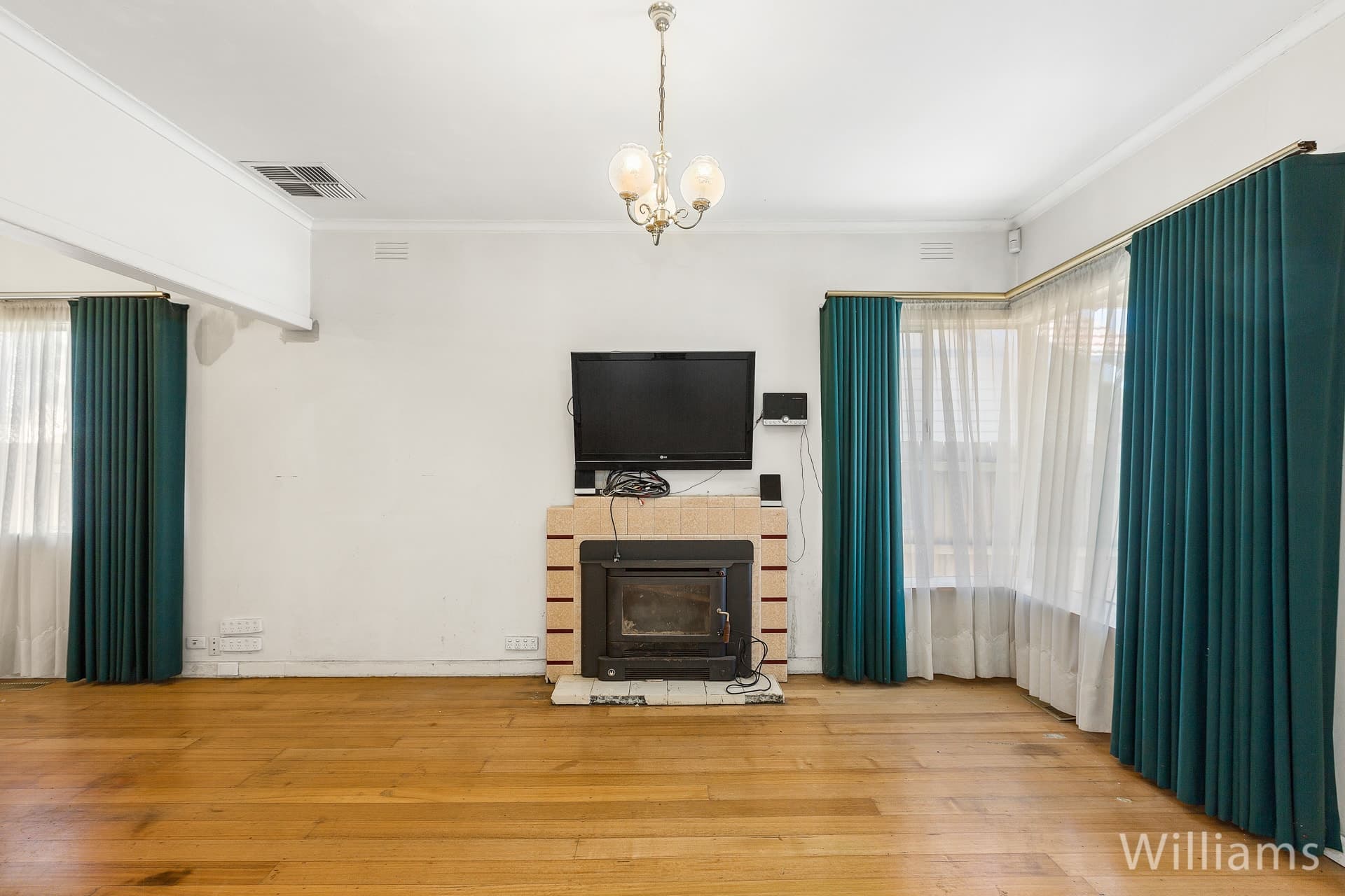 10 Wilkins Street, Newport - Thumbnail 2