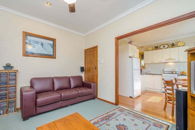 107 Champion Road, Newport - Thumbnail 4