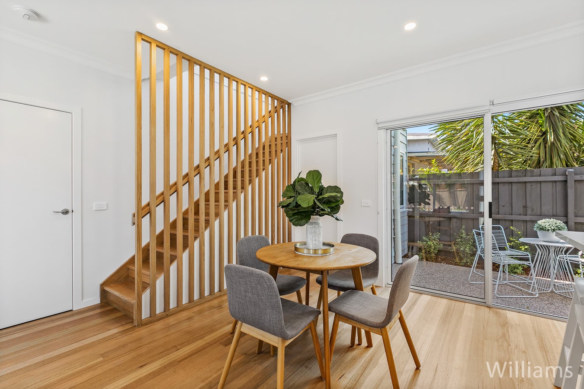 6 Britt Court, Newport - Thumbnail 5
