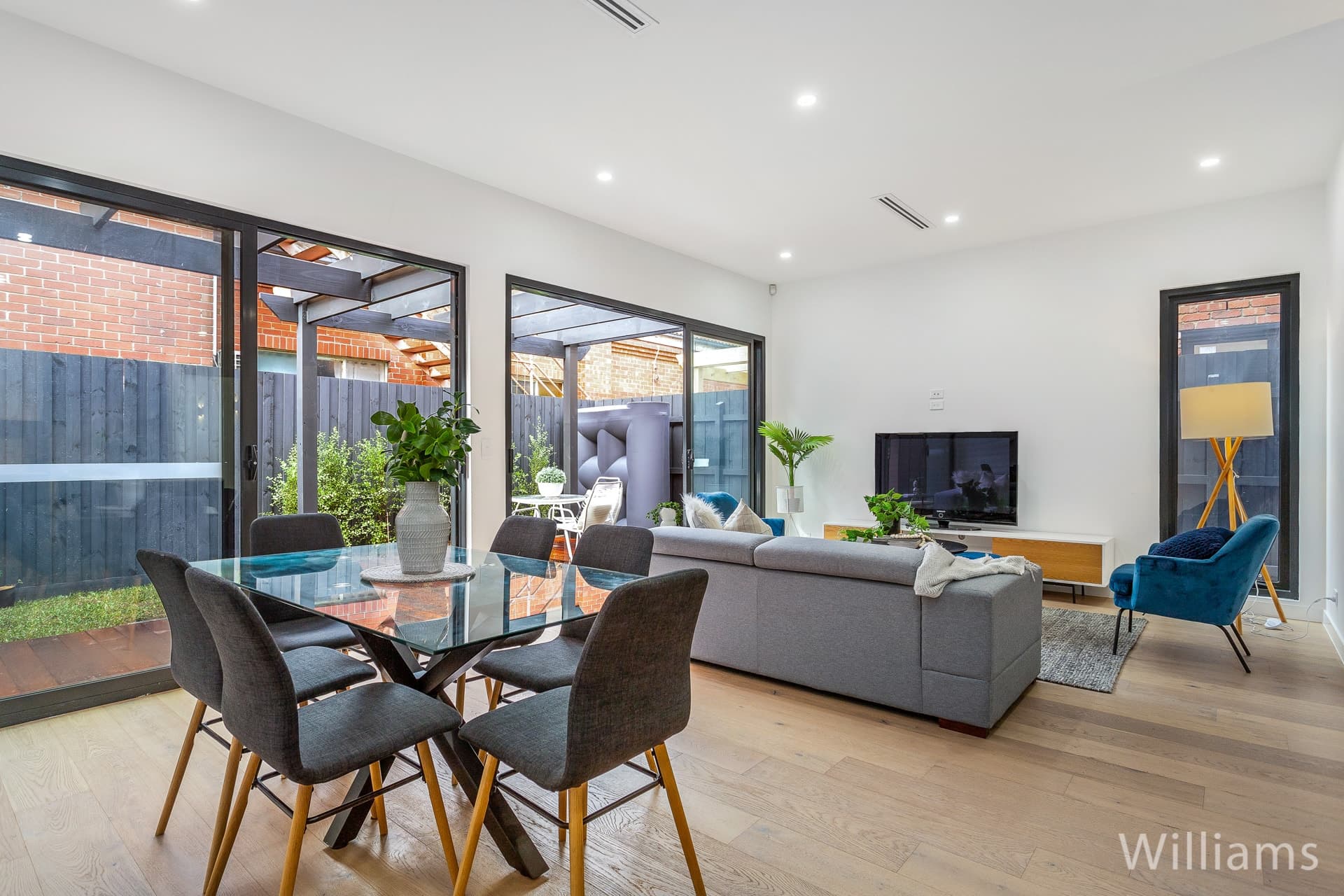 2C Schutt Street, Newport - Thumbnail 3