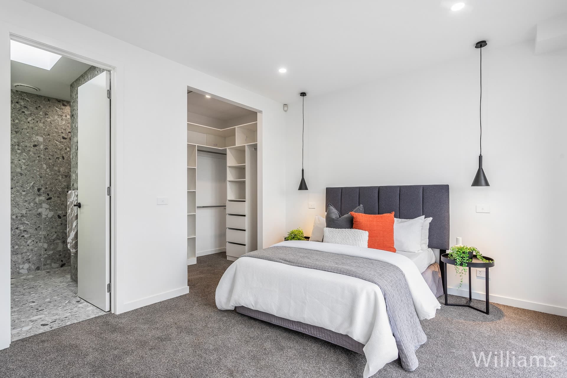 2C Schutt Street, Newport - Thumbnail 7