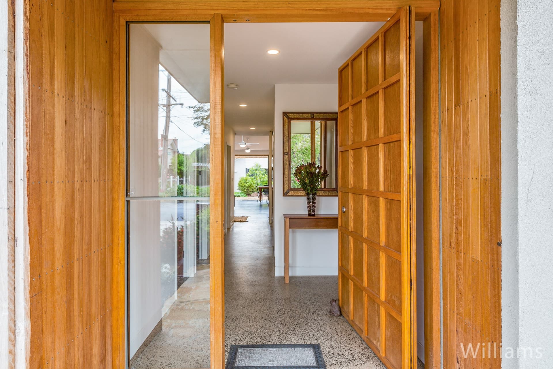 18A Junction Street, Newport - Thumbnail 2
