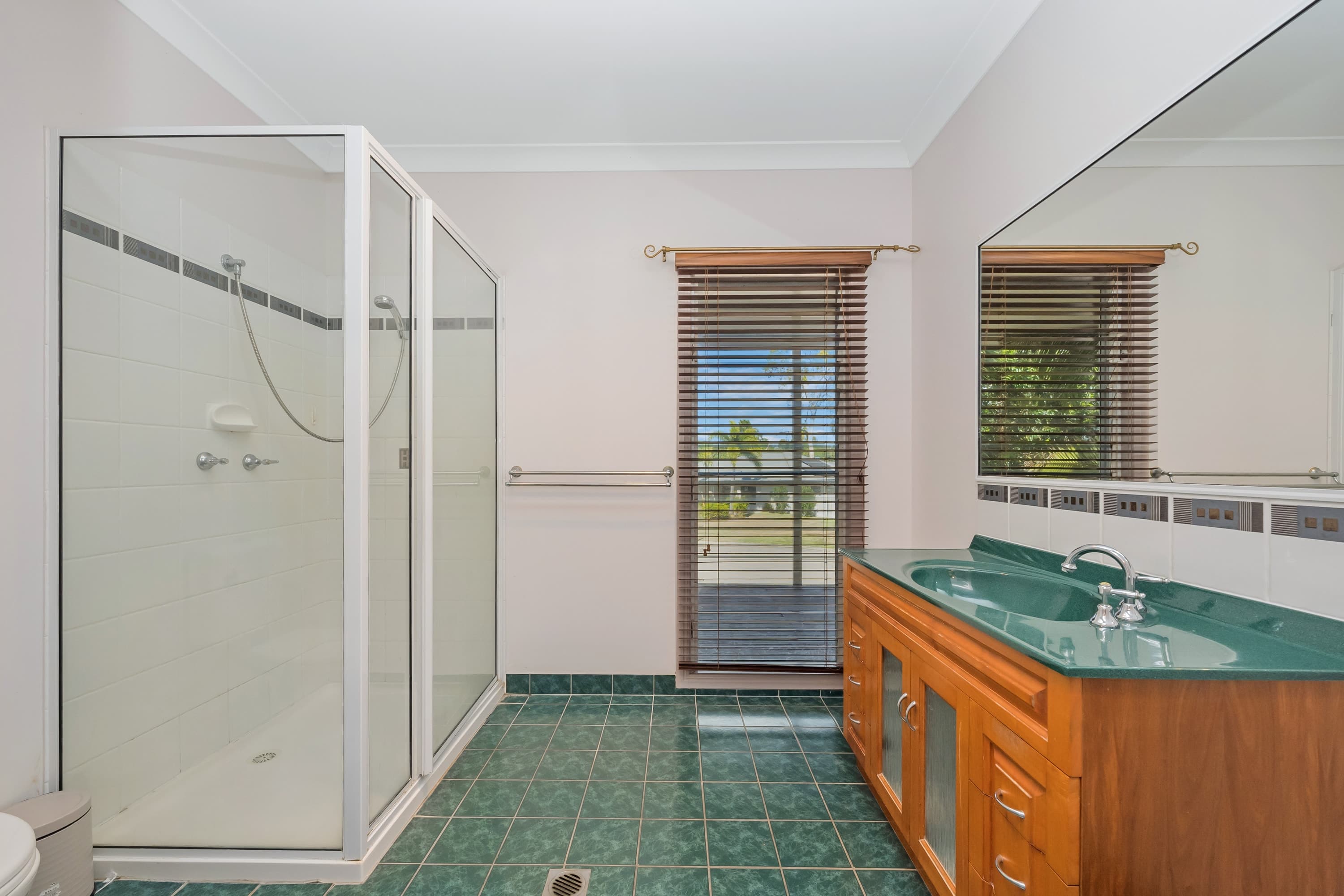 11 Marita Court, Bushland Beach - Thumbnail 7