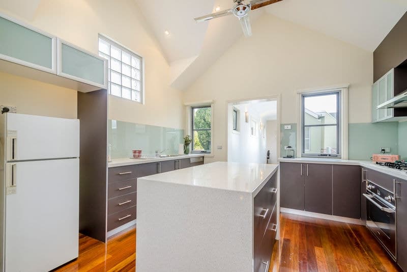 8 Bath Place, Williamstown - Thumbnail 6