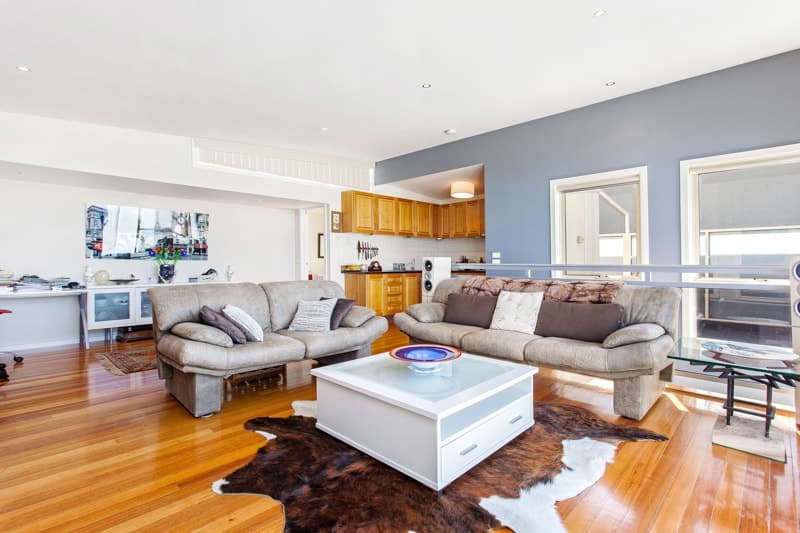 7 Deborah Lane, Newport - Thumbnail 3
