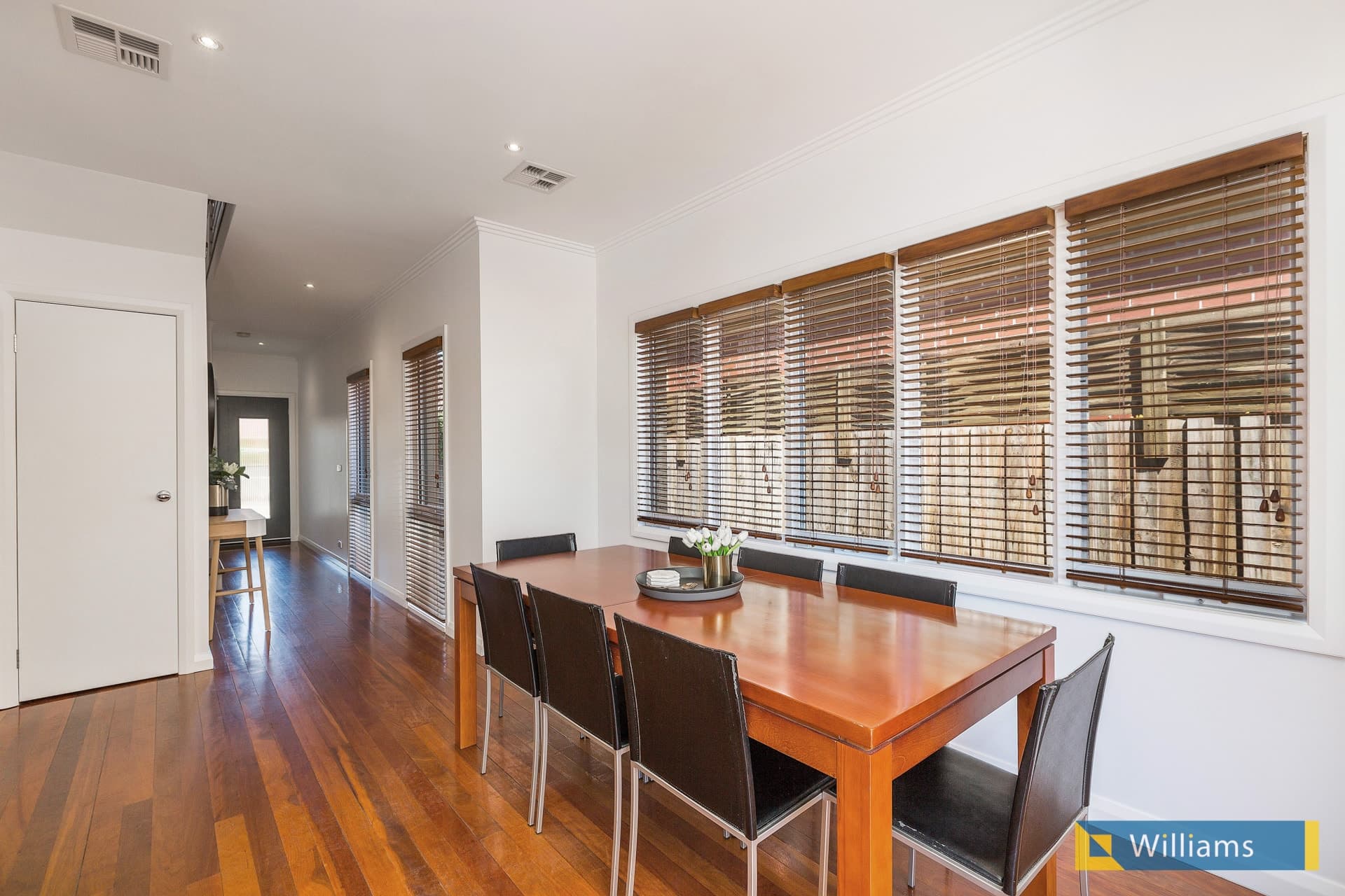 4 McGuire Crescent, Williamstown - Thumbnail 5