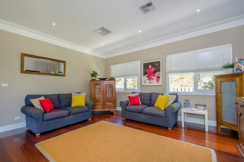 31 Crawford Street, Newport - Image 1