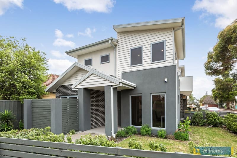 492 Melbourne Road, Newport - Thumbnail 2