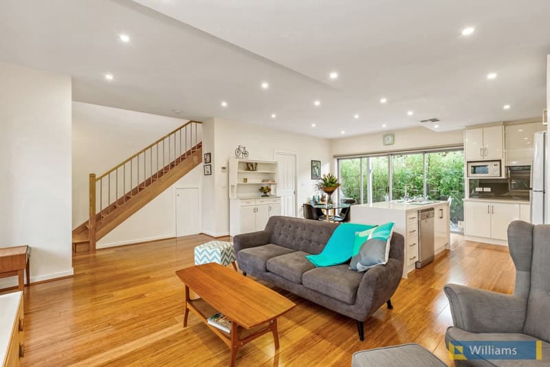 15 Farrington Avenue, Altona North - Thumbnail 6