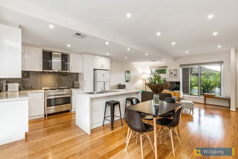 15 Farrington Avenue, Altona North - Thumbnail 8