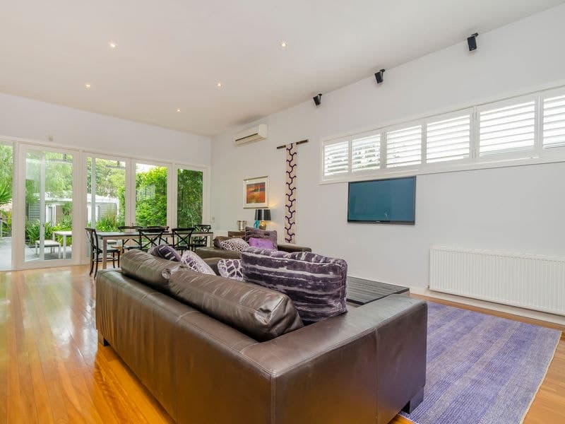 50 Osborne Street, Williamstown - Thumbnail 3