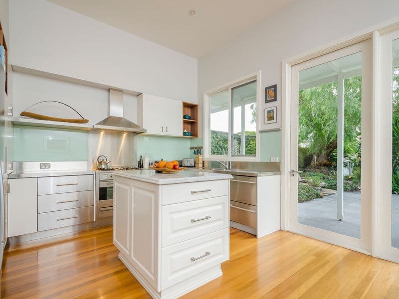 50 Osborne Street, Williamstown - Thumbnail 7