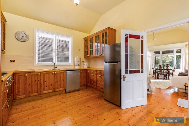 39 Elizabeth Street, Newport - Thumbnail 3