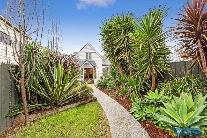 78A Oxford Street, Newport - Image 1