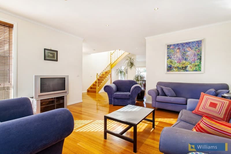 5 Cropper Place, Williamstown - Thumbnail 2