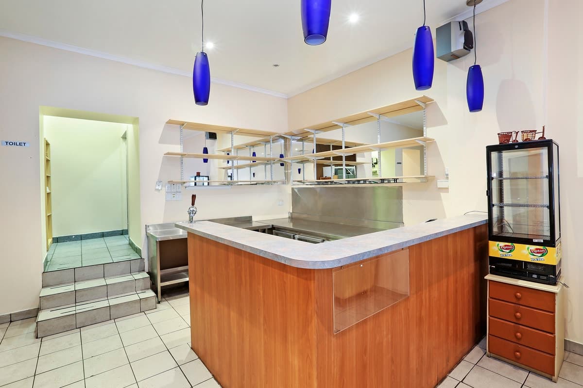 132 Ryrie Street, Geelong, Geelong - Thumbnail 3