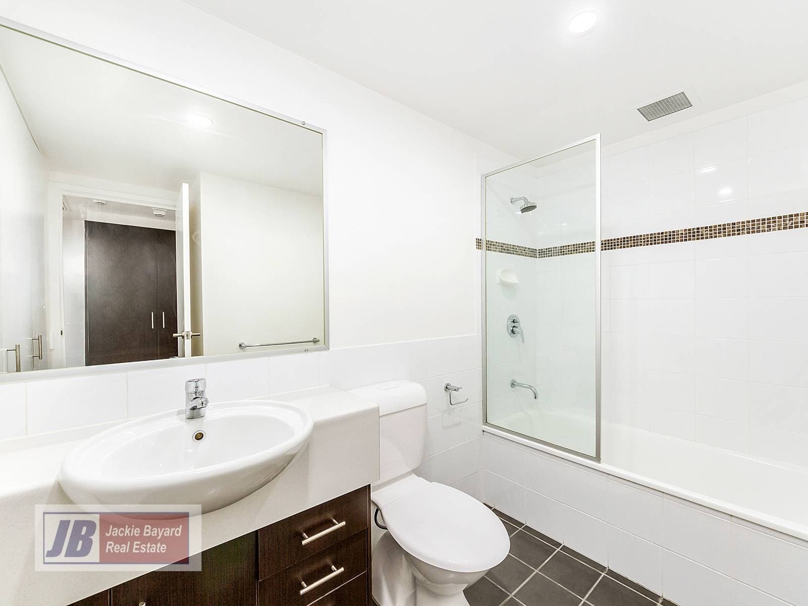 7 Helen St, Teneriffe - Thumbnail 8
