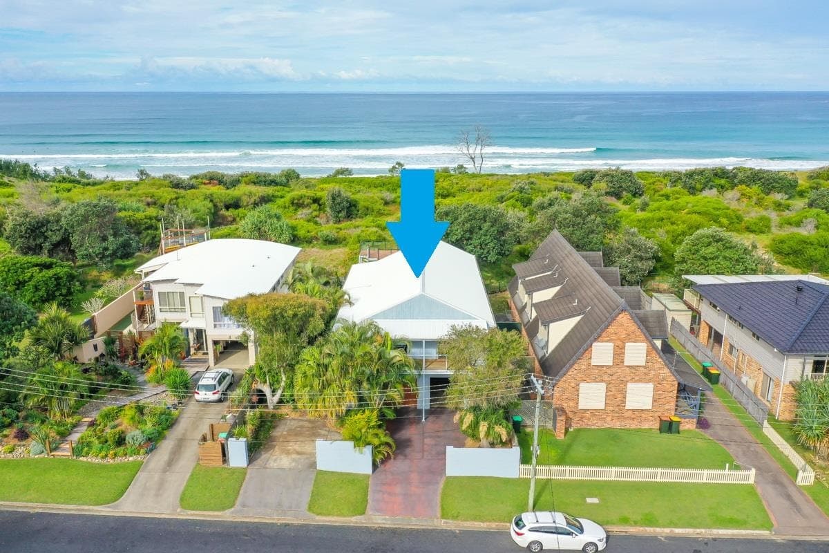 13 Pipeclay Close, Corindi Beach - Image 1