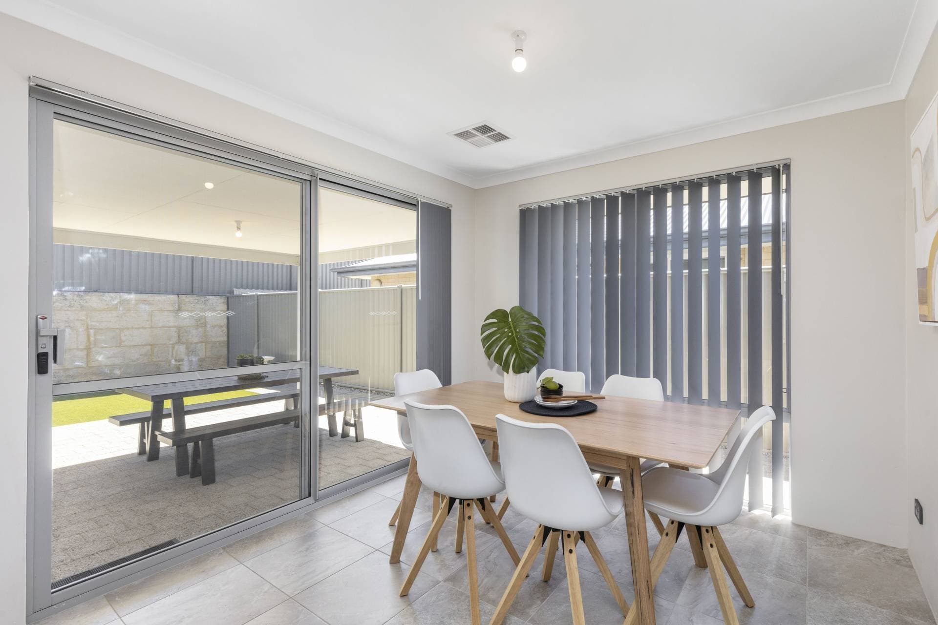 11 Manila Rd, Clarkson - Thumbnail 5