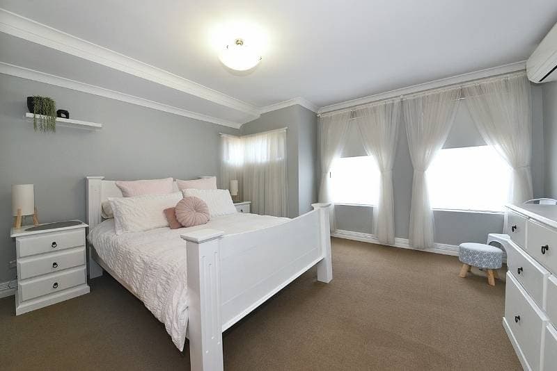 220 Golf Links Drive, Carramar - Thumbnail 5