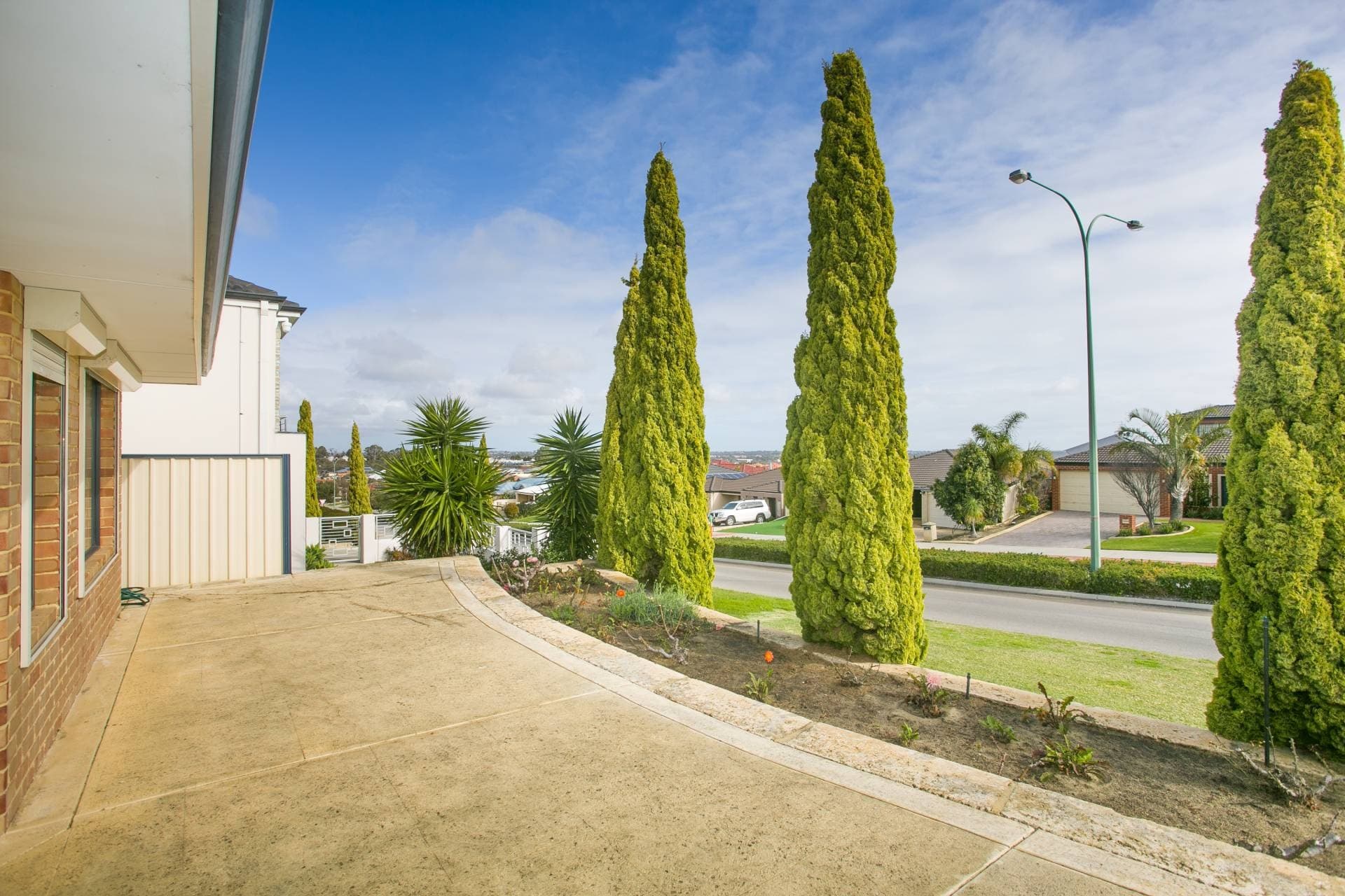 50 Chatsworth Drive, Hocking - Thumbnail 2
