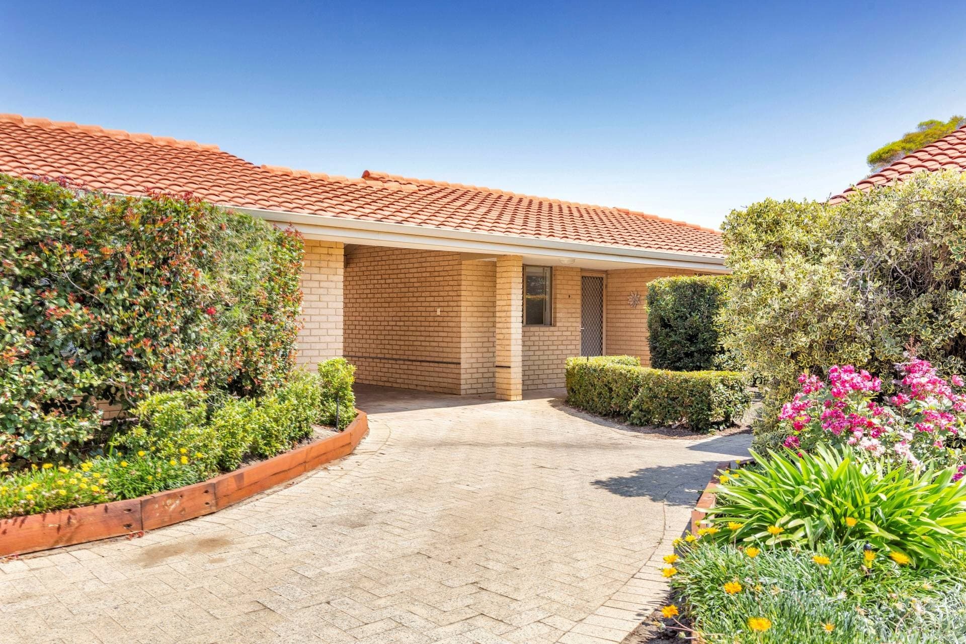 Unit 9, 4 Talbot Rd, Woodlands - Image 1