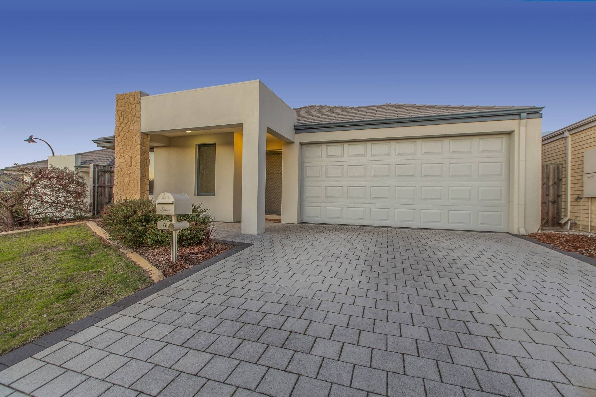 6 Gippsland Way, Ellenbrook - Image 1