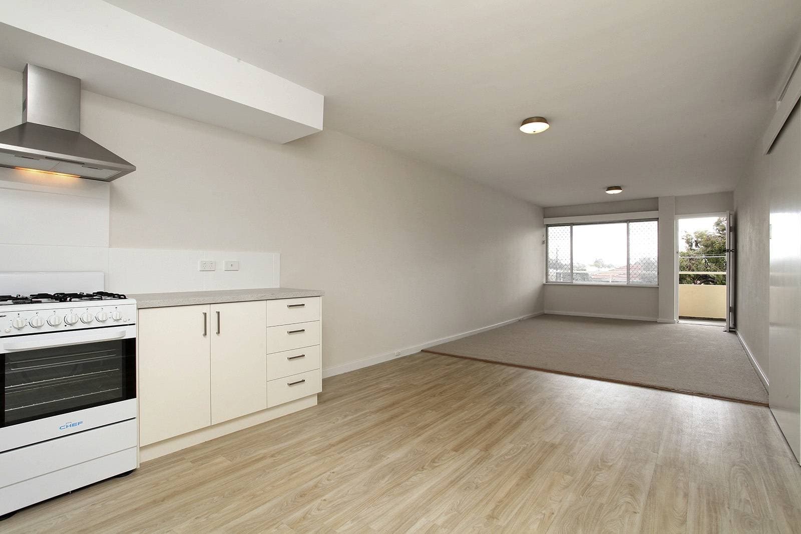 10 Morley Dr, Tuart Hill - Thumbnail 2
