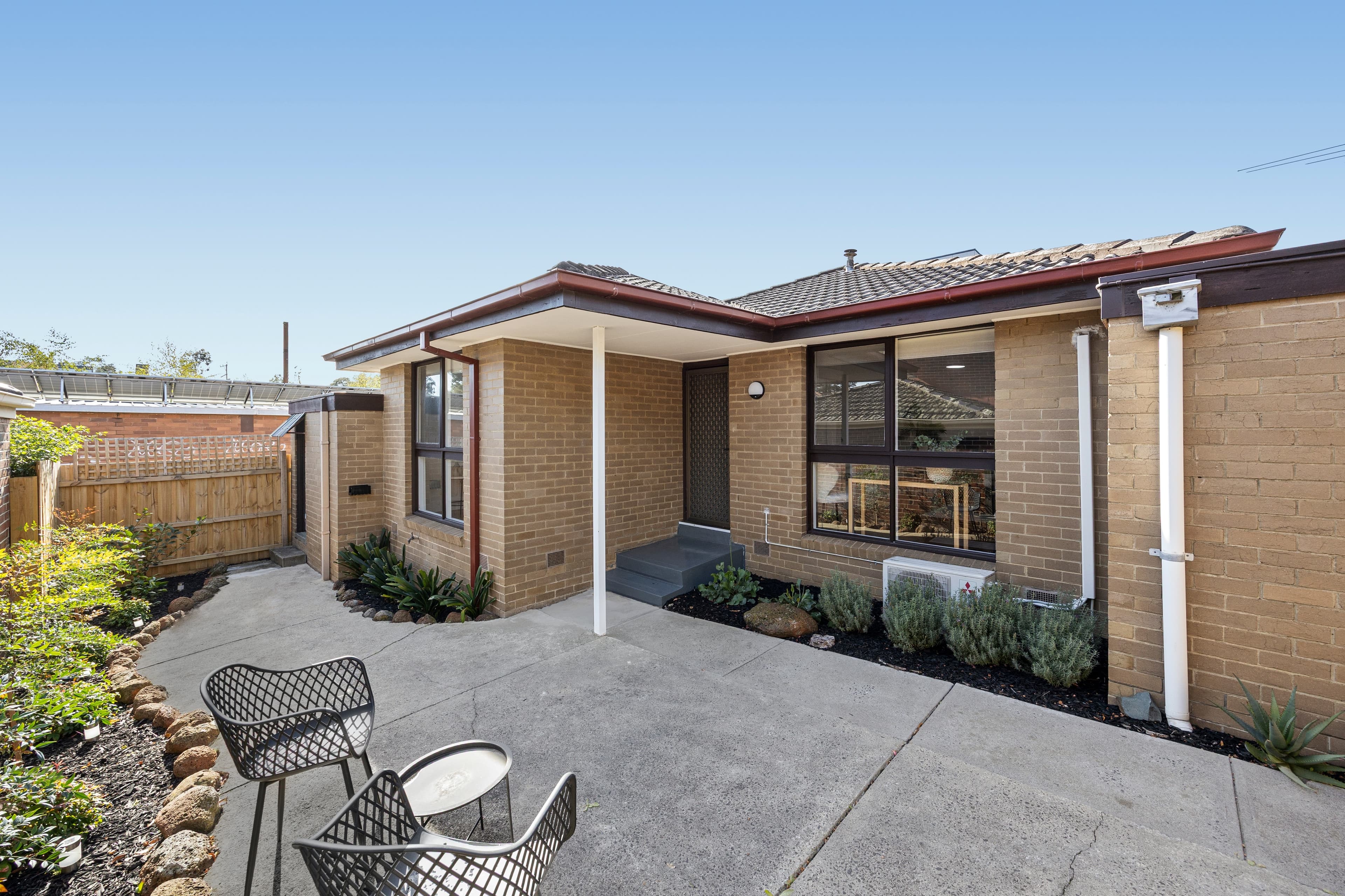 4/73 Laburnum Street, Blackburn - Image 1