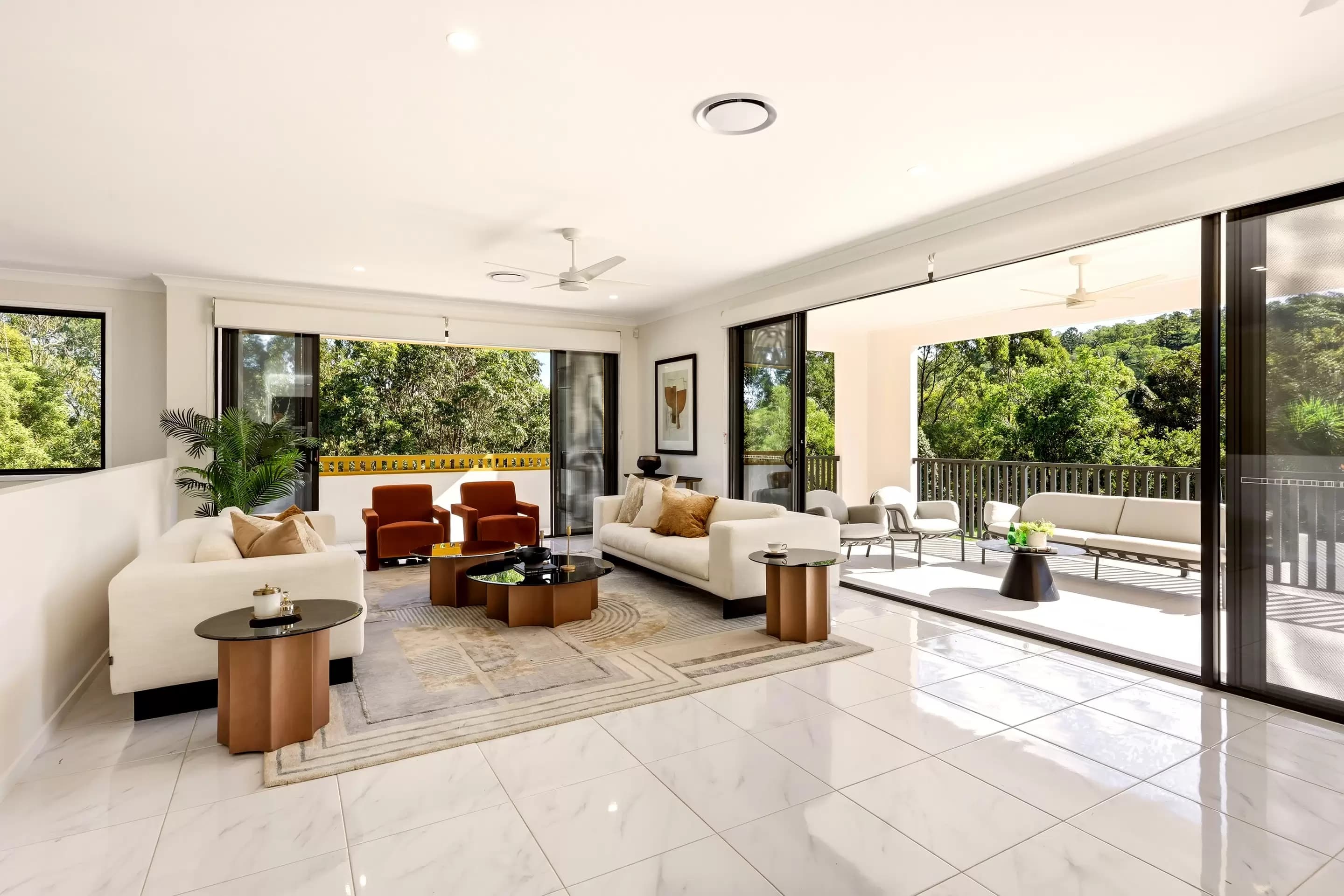 1 Astonbrook Close, Carindale, Carindale - Thumbnail 3