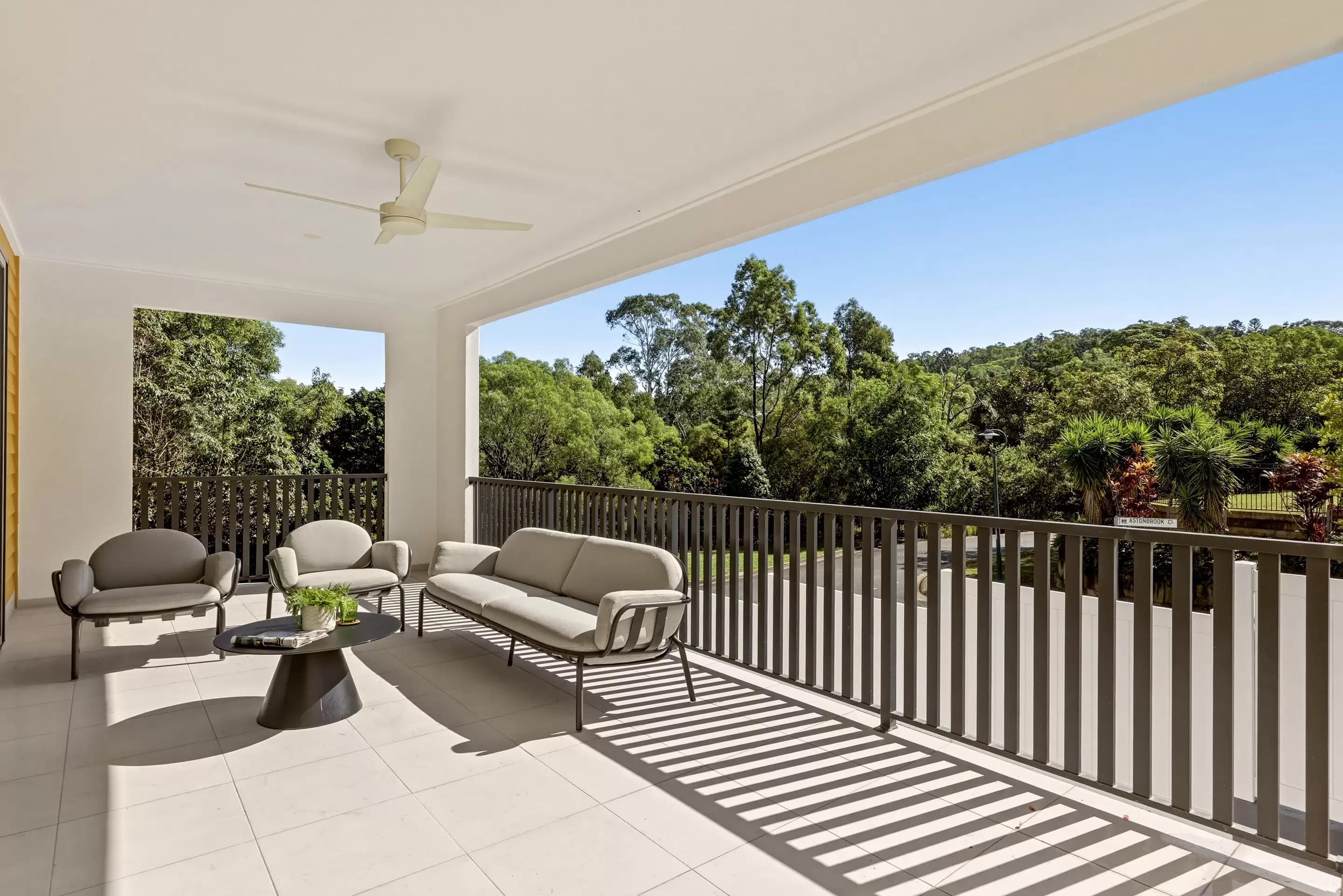 1 Astonbrook Close, Carindale, Carindale - Thumbnail 8