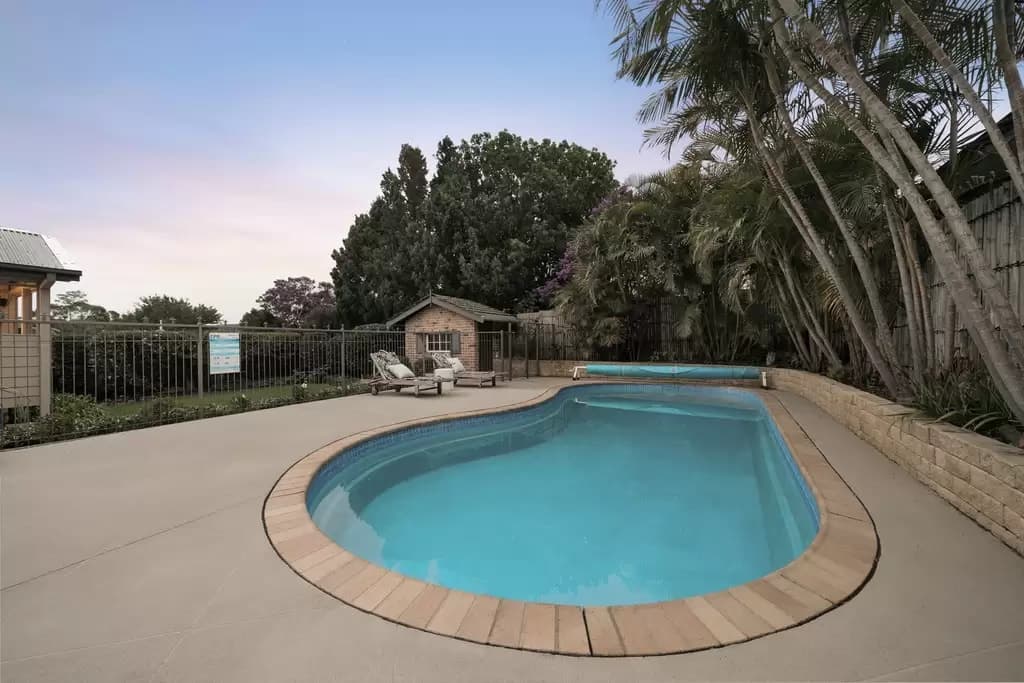 12 Radford Place, Castle Hill, Castle Hill - Thumbnail 2