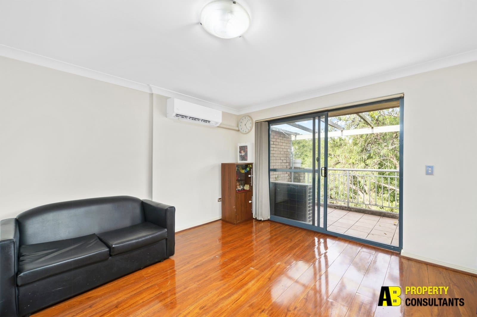 15/10-12 Dalley Street, Harris Park - Thumbnail 3