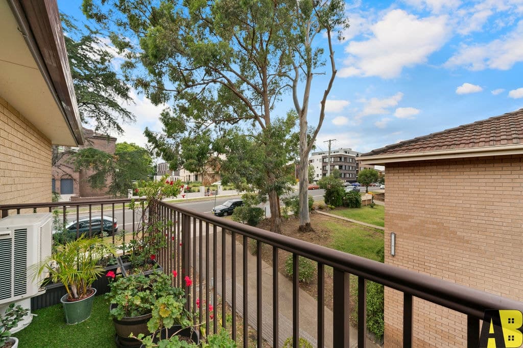 9/25-27 WIGRAM STREET, Harris Park - Thumbnail 2