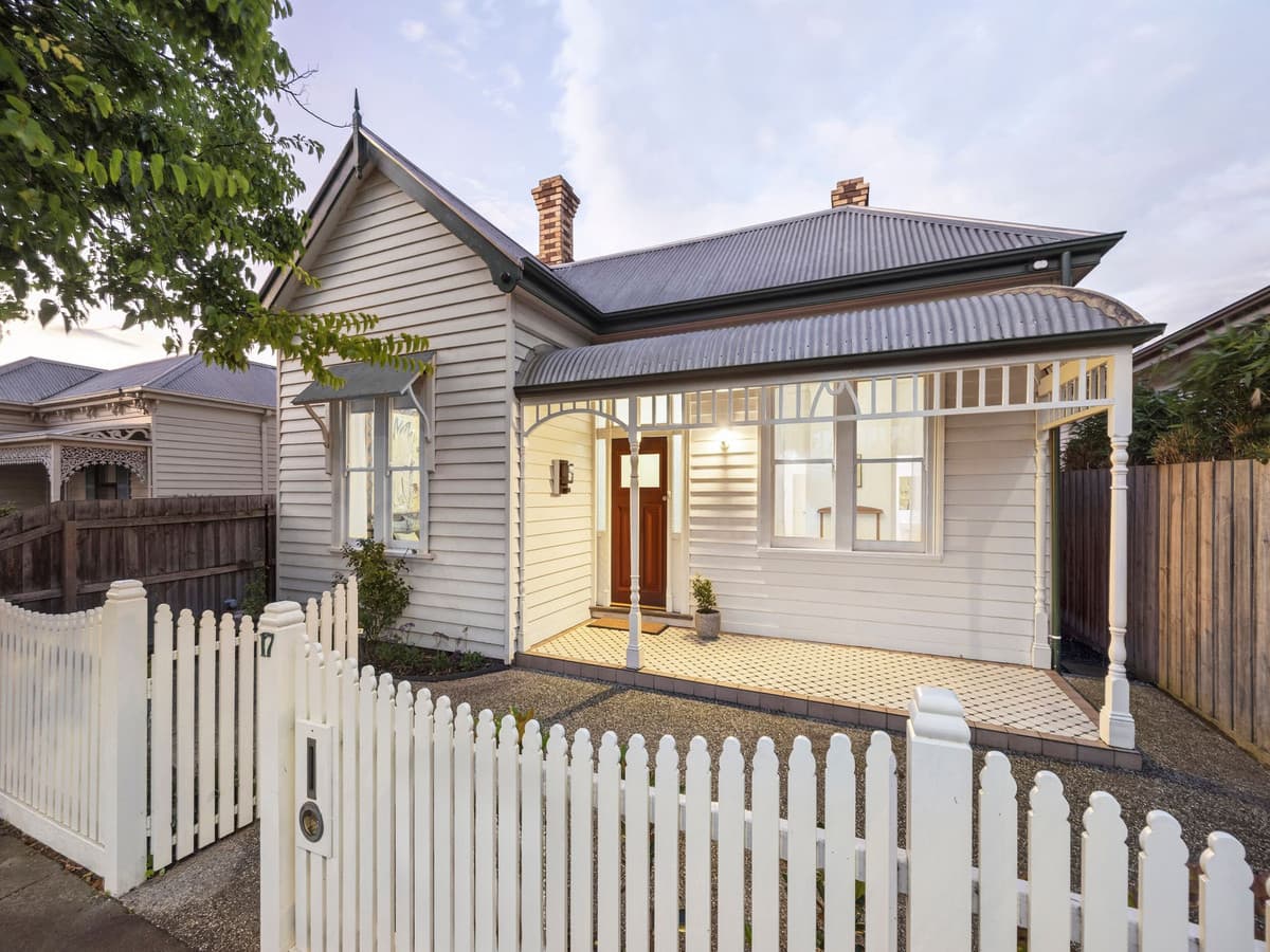 17 Foster Street, SOUTH GEELONG, South Geelong - Image 1