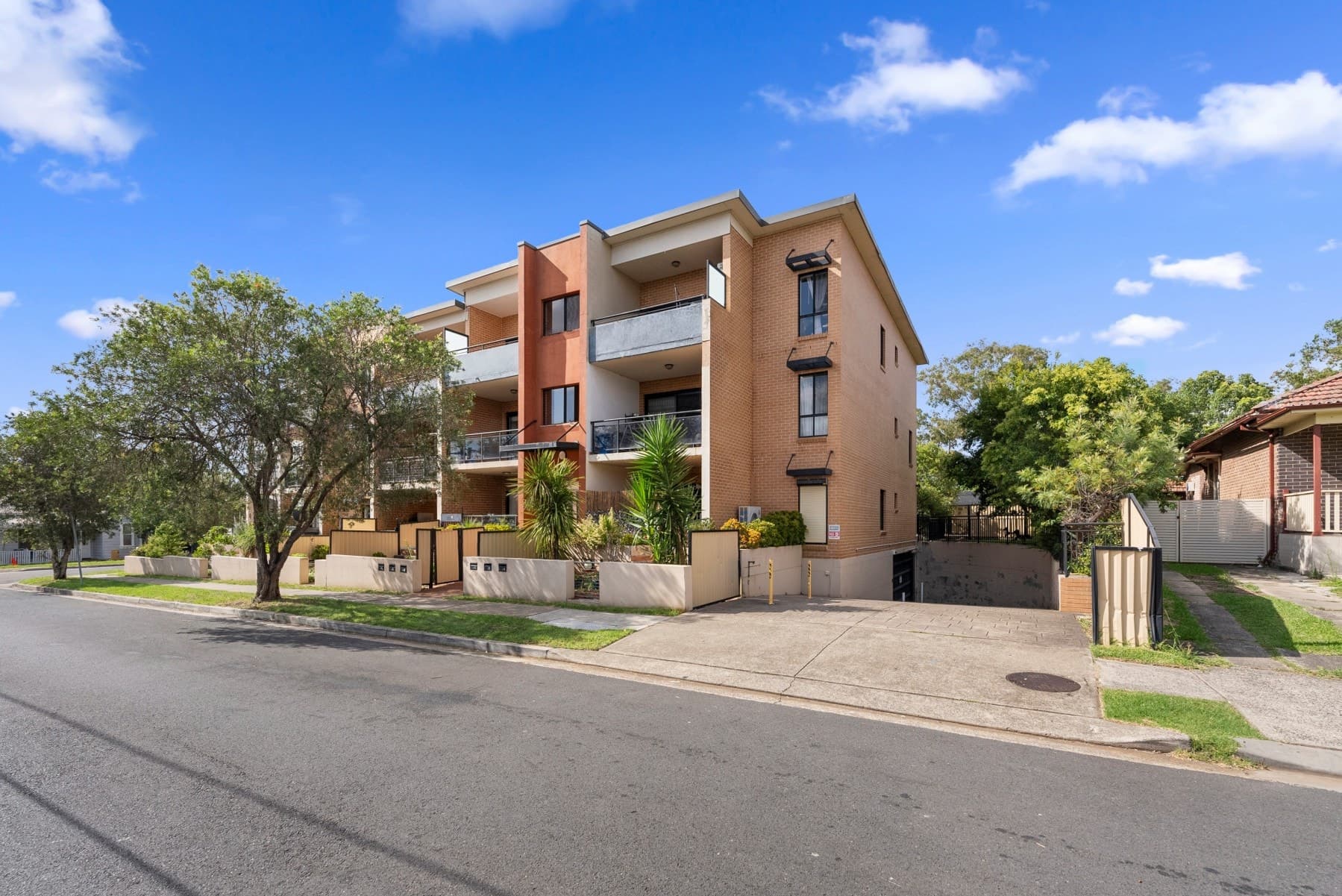 13/51 Cross St Guildford, Unit for Rent, Guildford - Image 1