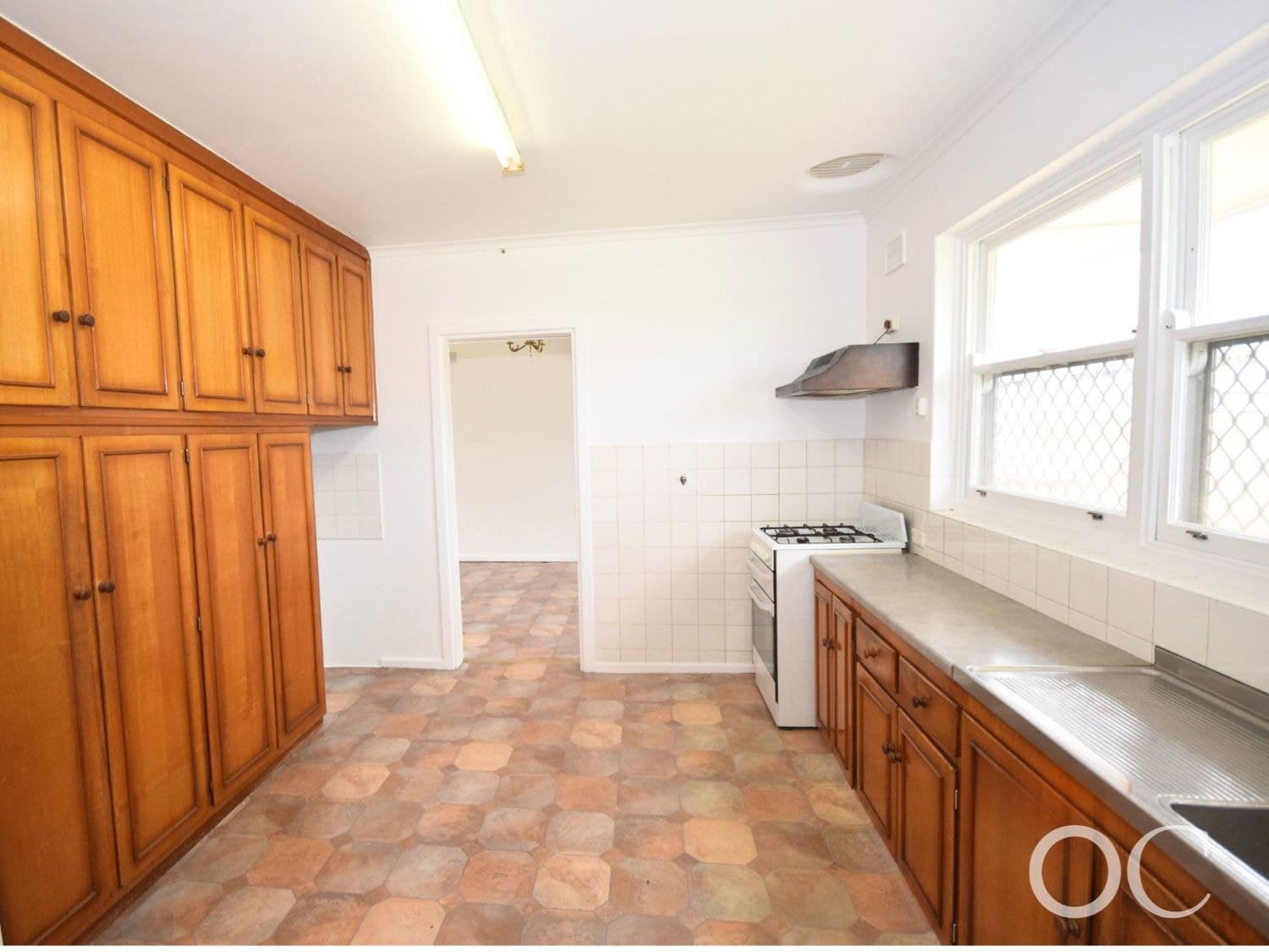 1 Andrew Avenue, Marion - Thumbnail 4