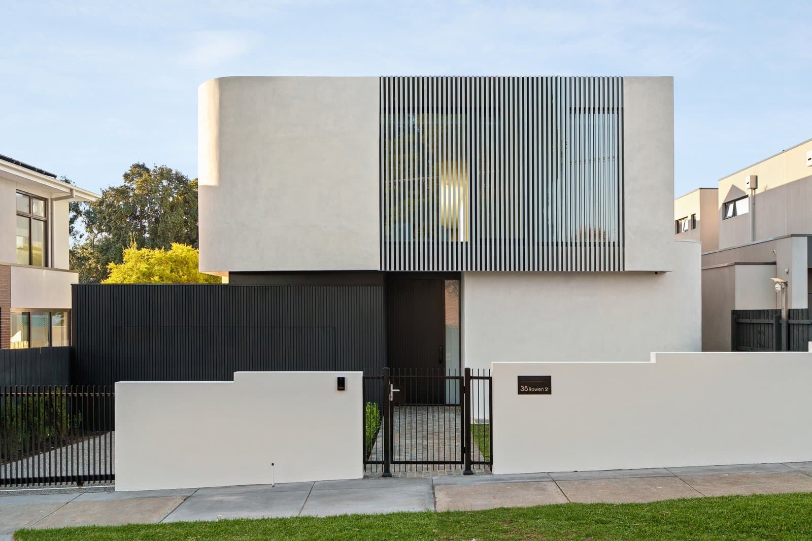 35 Rowen Street, Glen Iris - Image 1