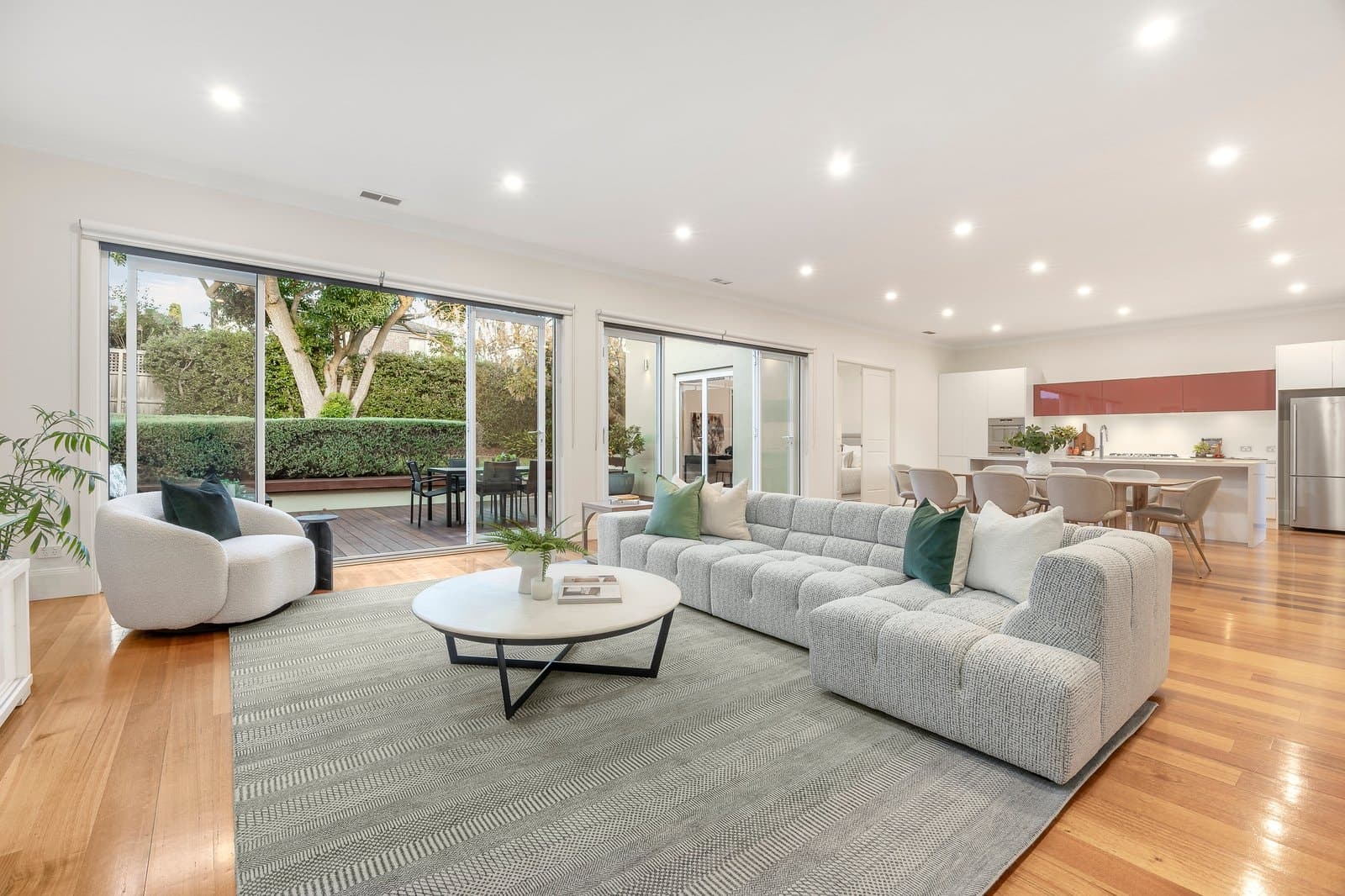 12 Cole Avenue, Kew East - Image 1