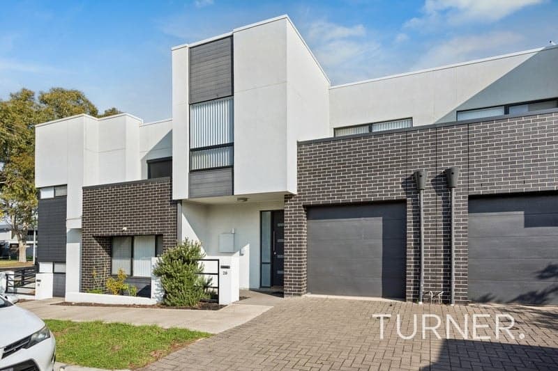 26 Arnold Street, Royal Park - Image 1
