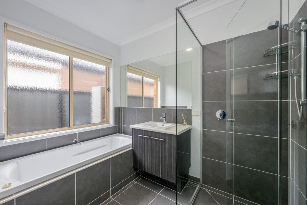 14 Jonesfield Street, Craigieburn - Thumbnail 2