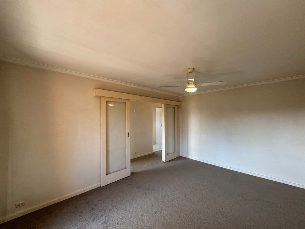 13/49 Denham Street, Hawthorn - Thumbnail 2