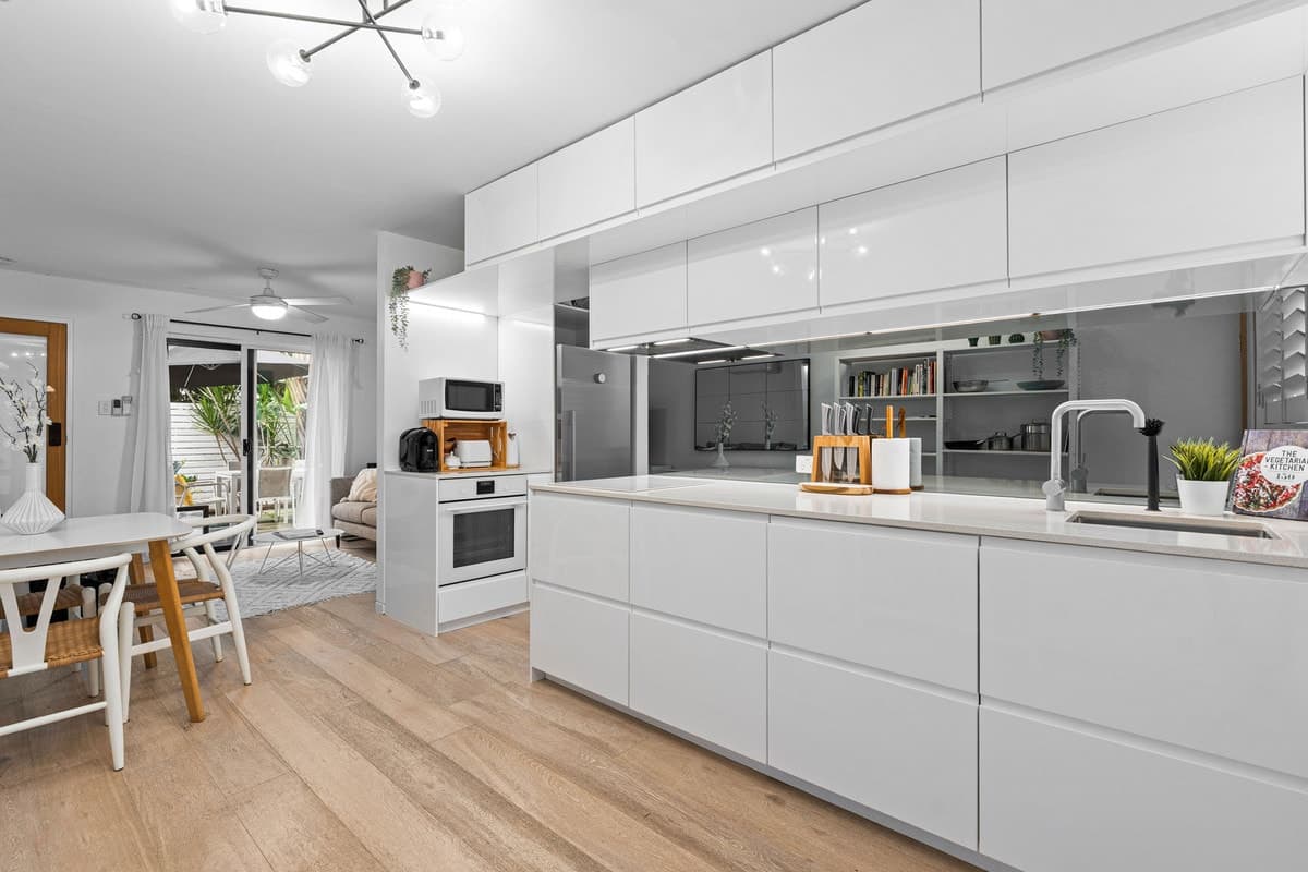 5/27 Agnes Street, Wynnum - Thumbnail 2