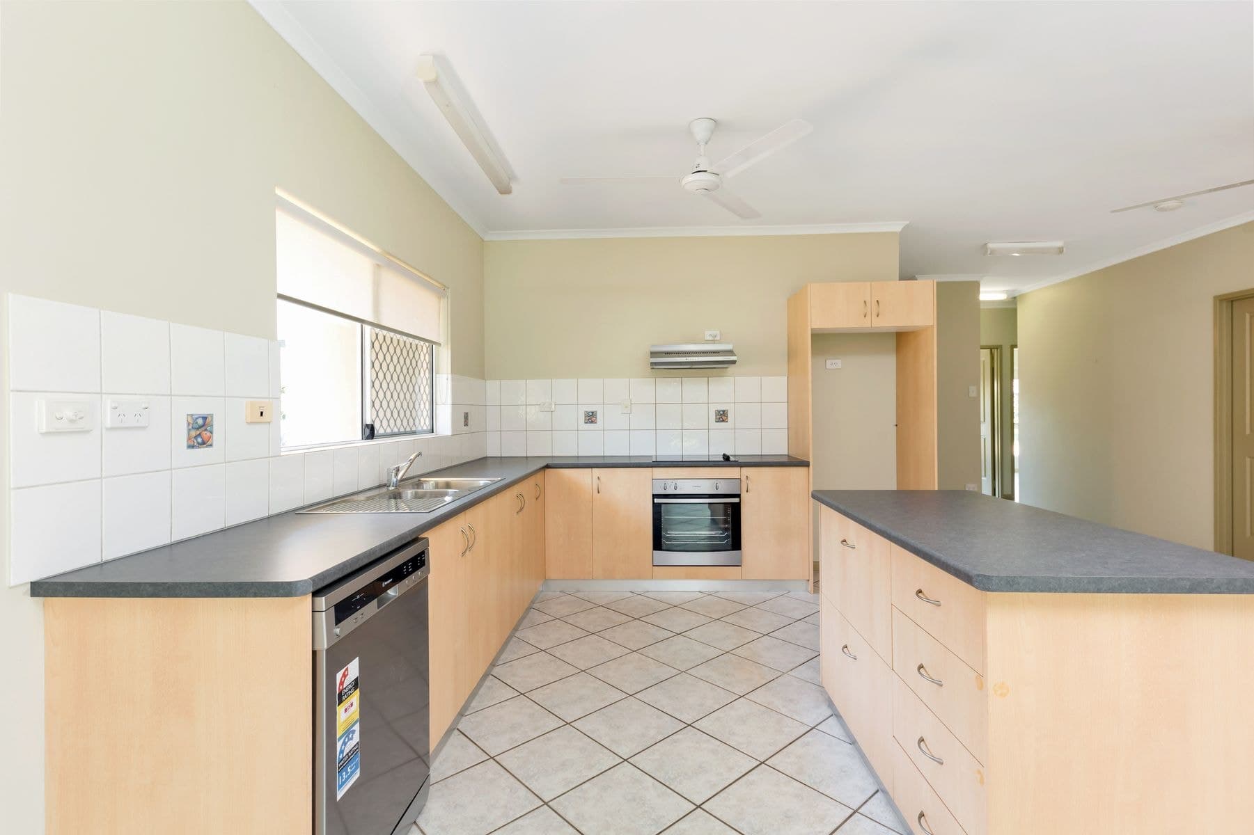 12 Wingate Street, Gunn NT 0832, Gunn - Thumbnail 4