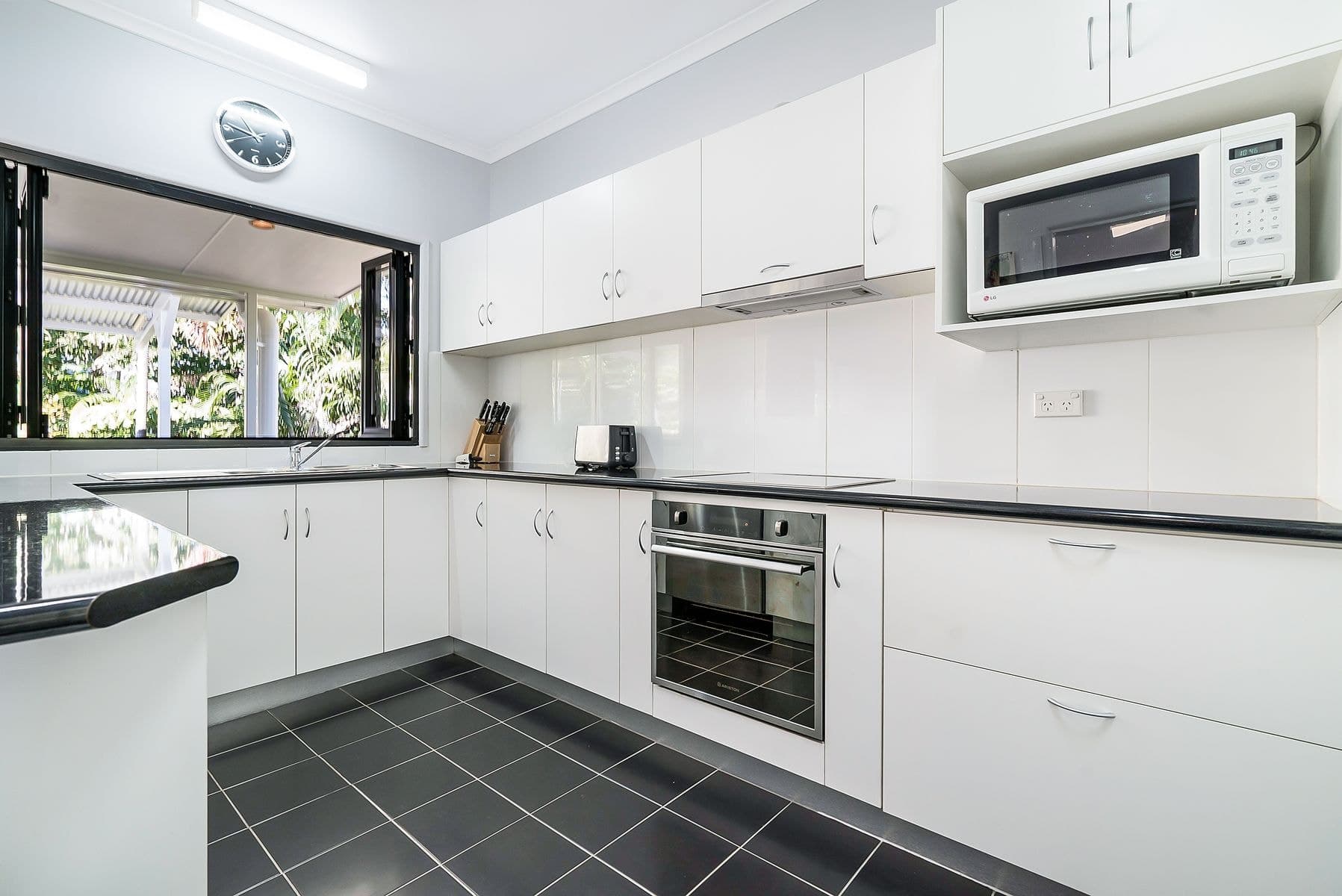 4 Stasinowsky Street, Alawa NT 0810, Alawa - Thumbnail 7