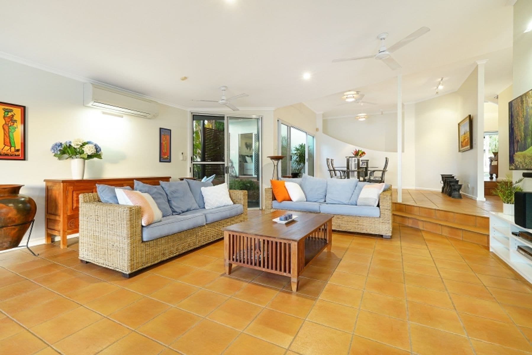 16 Cullen Bay Crescent, Cullen Bay NT 0820, Cullen Bay - Thumbnail 3